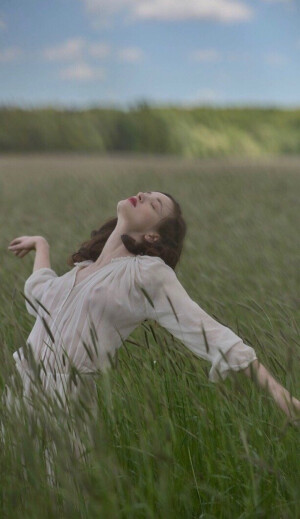 女孩又酷又甜又性感