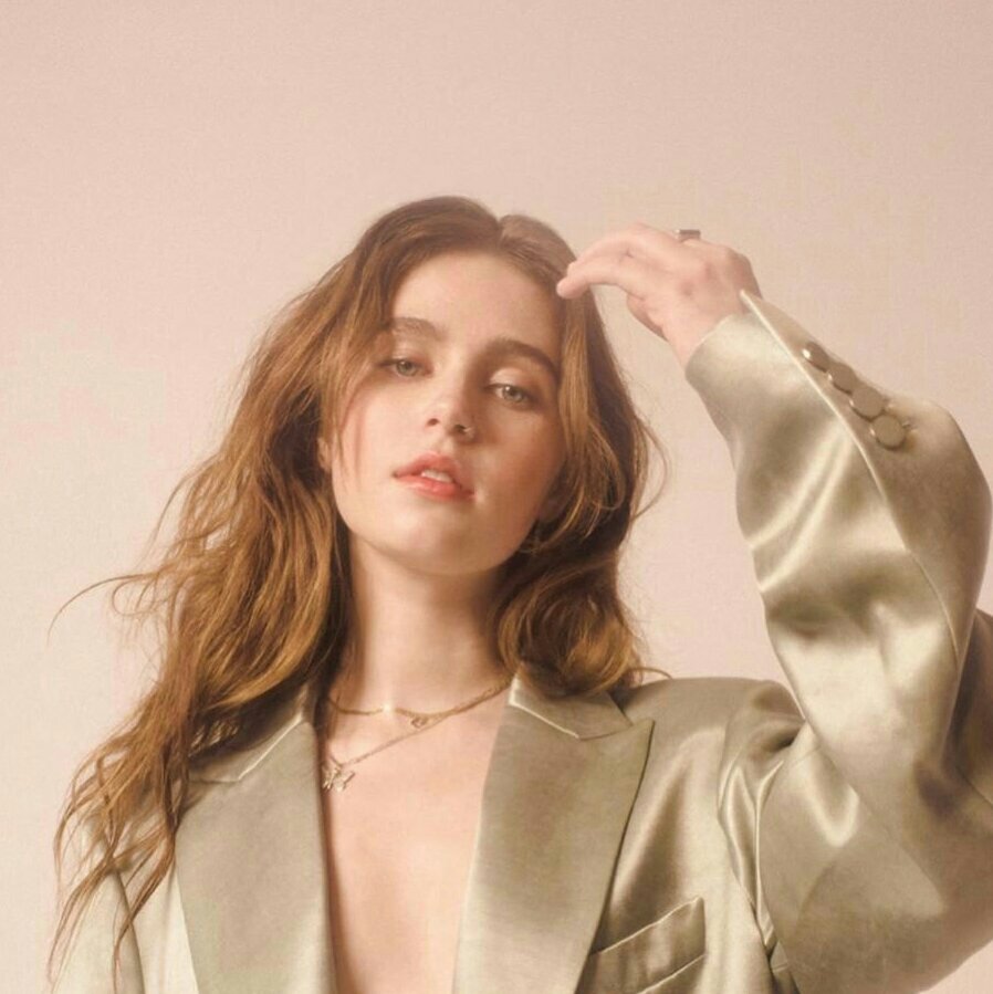 #Clairo