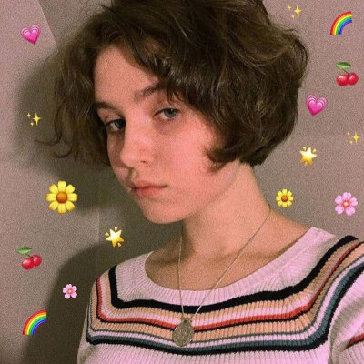 #Clairo