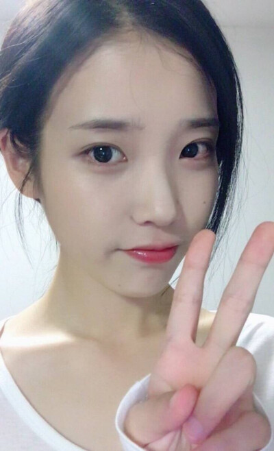 IU