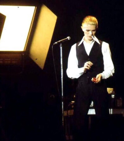 David Bowie - Thin White Duke