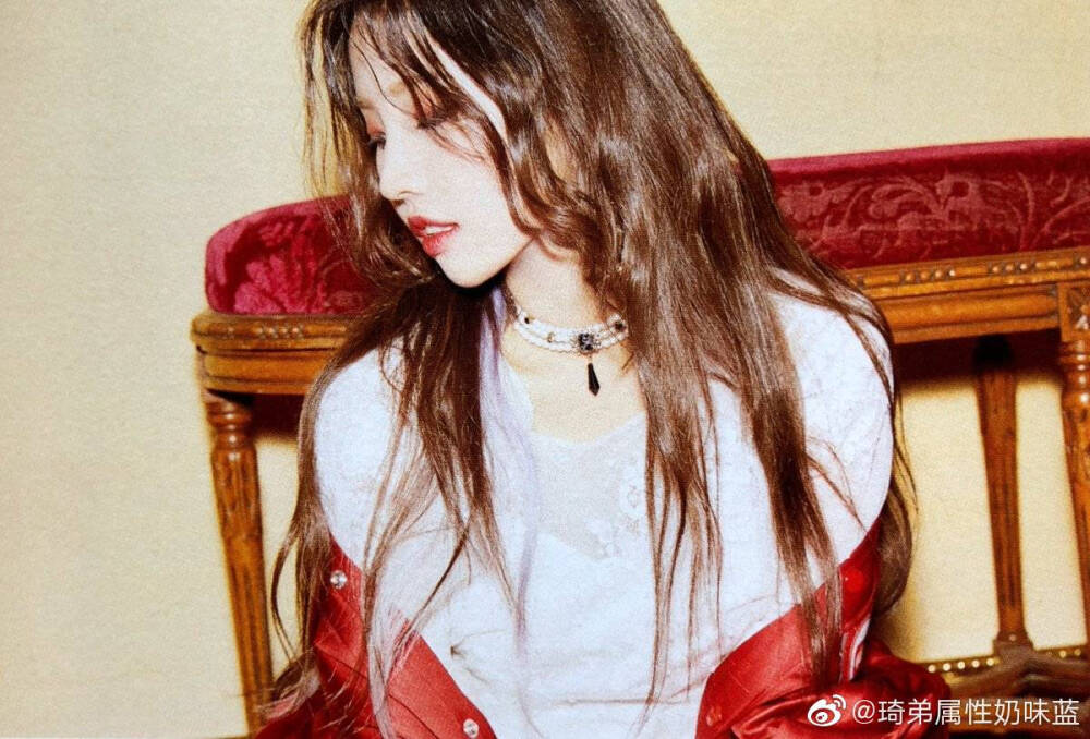 田小娟喜欢的颜色是黄色(。•ω•。)ノ♡