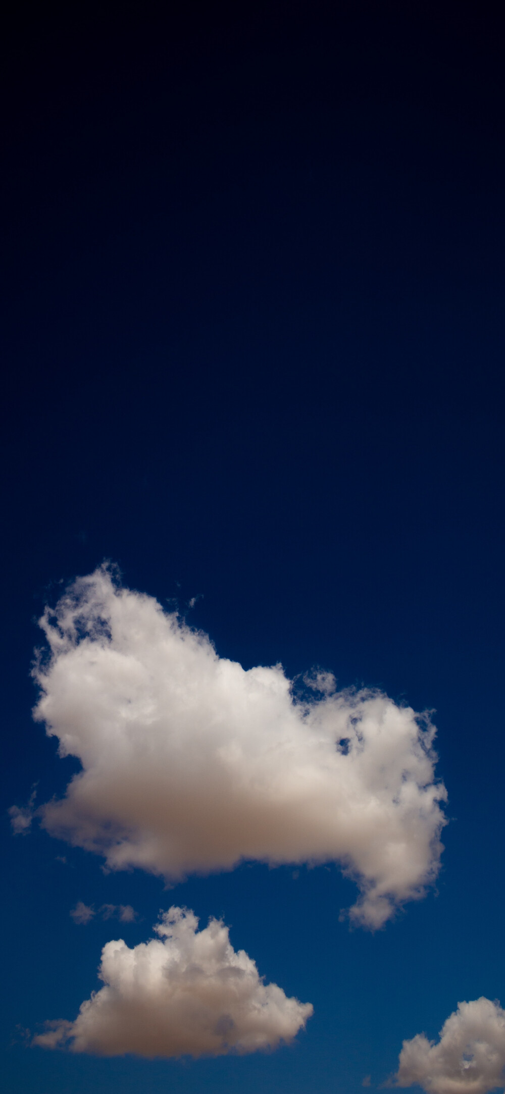 云朵全面屏壁纸