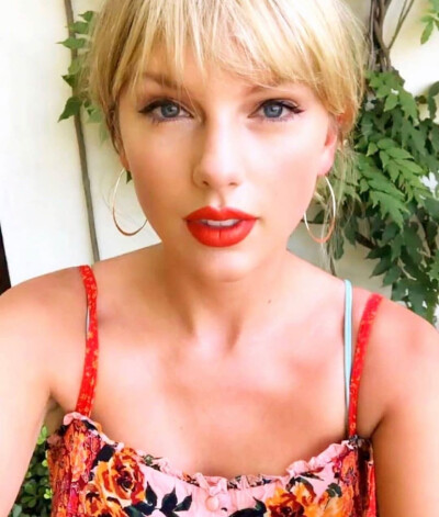 Taylor Swift 泰勒斯威夫特 霉霉