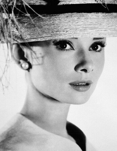 奥黛丽·赫本（Audrey Hepburn） ​​​​，1957年《甜姐儿》（ Funny Face） ​