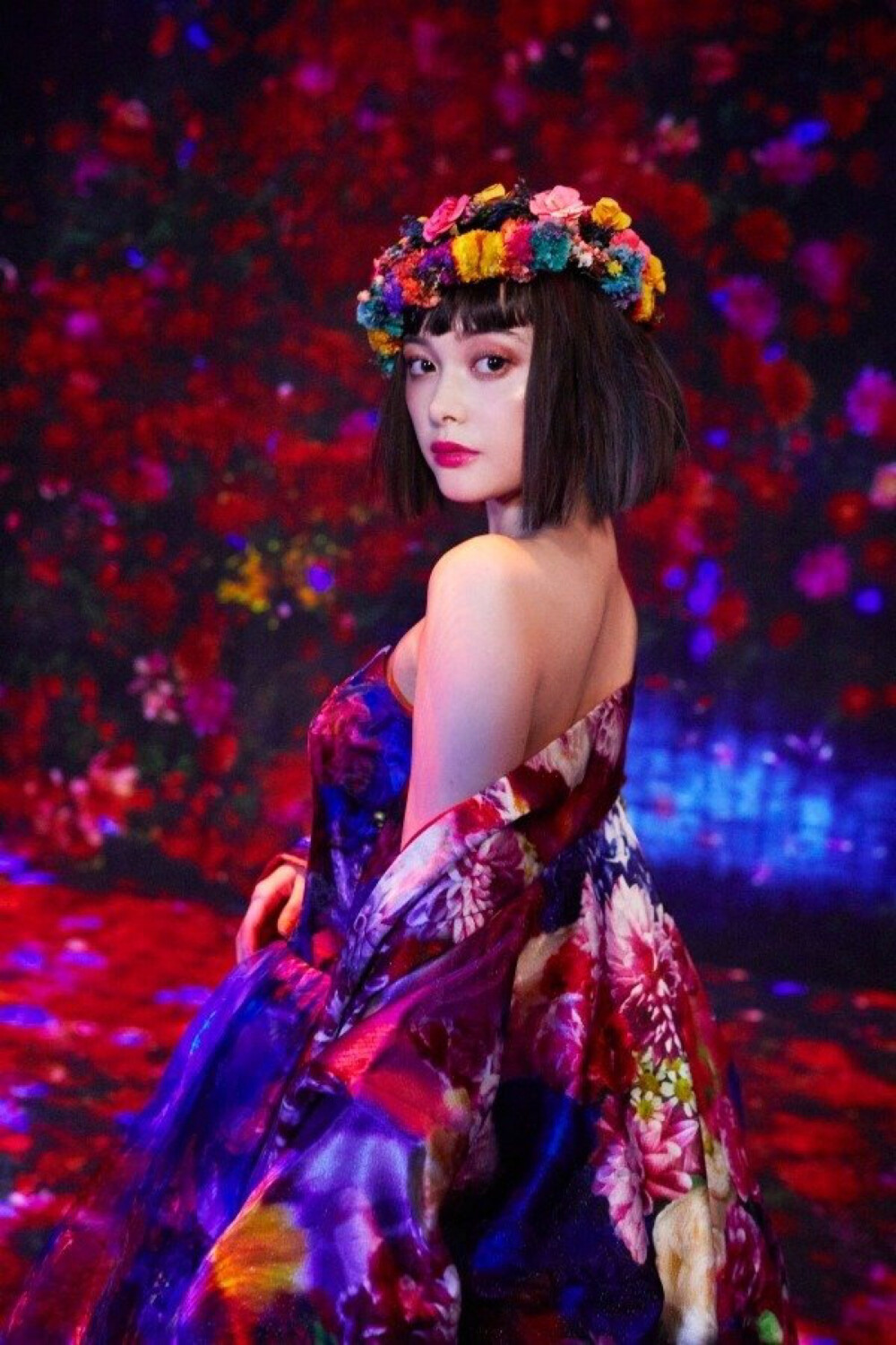 ラフォーレミュージアム原宿では、写真家・蜷川実花のフォトエキシビション「Mika Ninagawa @ teamLab Borderless」を2018年12月18日(火)から12月22日(土)まで開催する。
#玉城ティナ# #玉城Tina# ​​​​