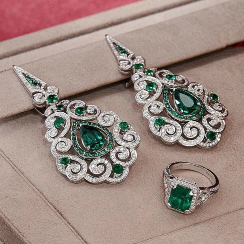 珠宝耳环和戒指