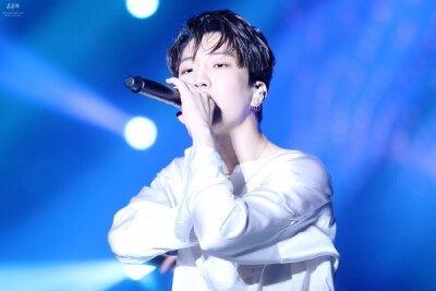 李昇勋 HOONY
⚘160326 WINNER EXIT TOUR IN GWANGJU⚘
✨ⓌⒾⓃⓃⒺⓇ✨