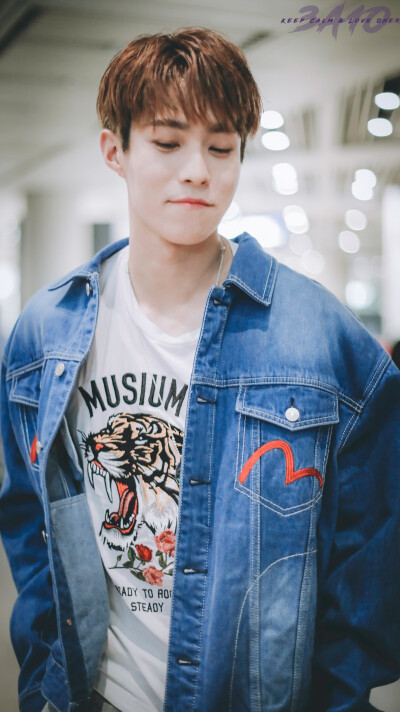 岳岳（岳明辉）