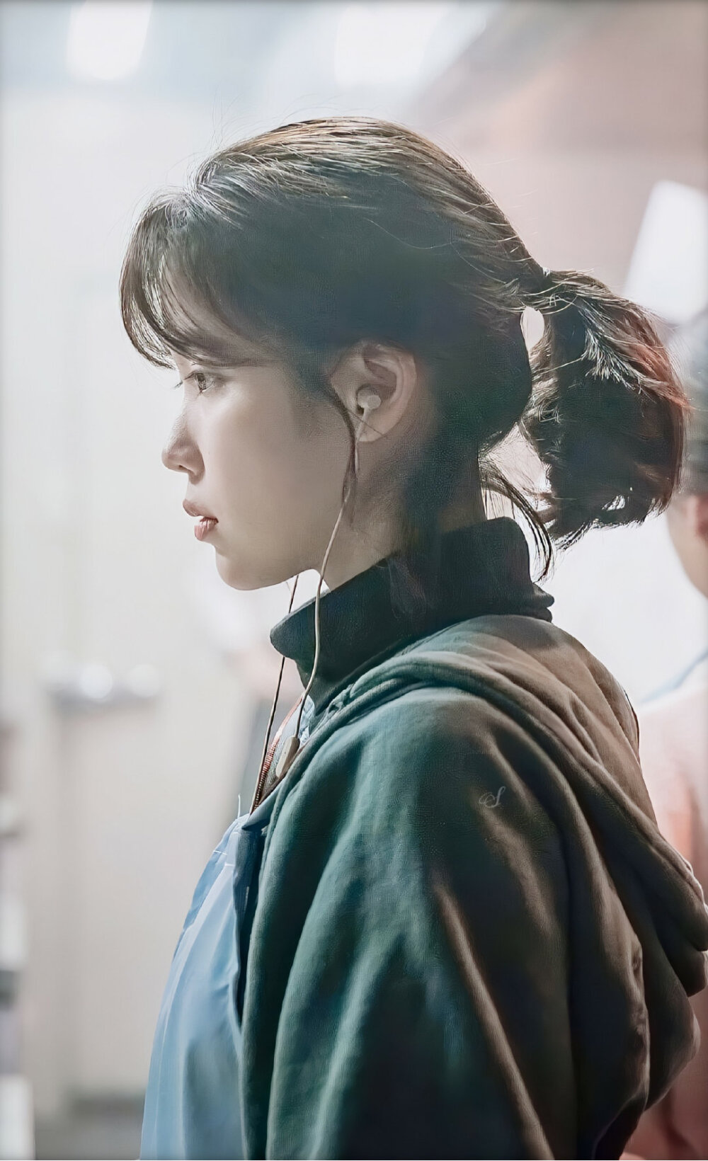 #IU# 『ɪᴜ·我的大叔』
Ⅱ剧照·壁纸·禁二改Ⅱ ​
cr@·蜜桃心動日記·