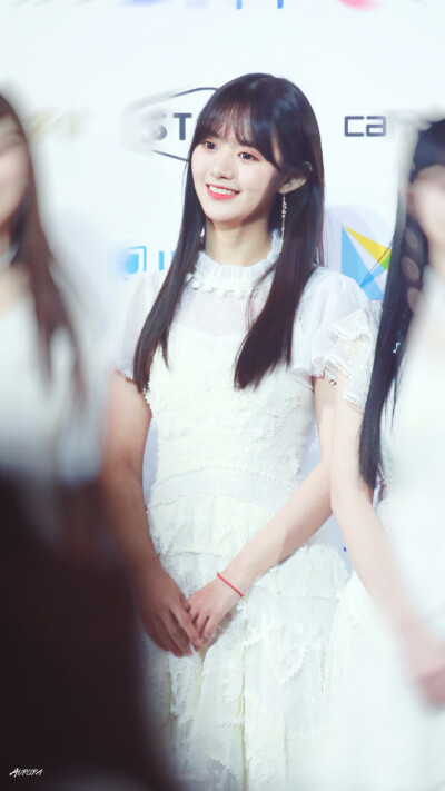 看专辑简介
姜杉可二改
cr：Aurora姜杉少年站