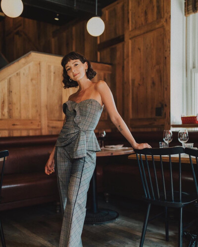 BY爱喝可乐的古娜小姐