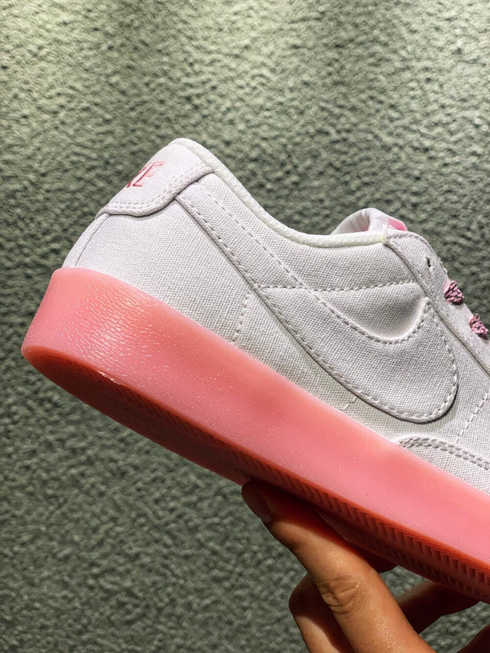 耐克/NIKE SB BLAZER 开拓者低帮板鞋
复古文化女子帆布鞋 女神粉配色