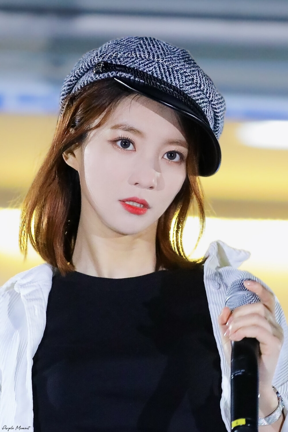 Oh My Girl 裴有彬