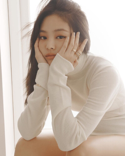 金智妮 JENNIE