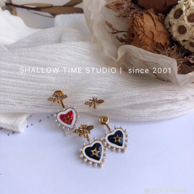 Shallow time studio* |
♥︎.复古蜜蜂爱心耳环，银针，大牌范十足哦！