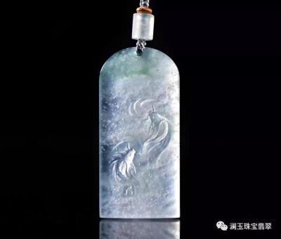 “种就是翡翠的质地结构，跟翡翠的风化时间有关，风化的时间的越长，种自然就越老了。种就是质地，质地也就是我们俗称的“种”，是衡量翡翠质量高低最重要的指标之一。质地是翡翠的结构构造。”