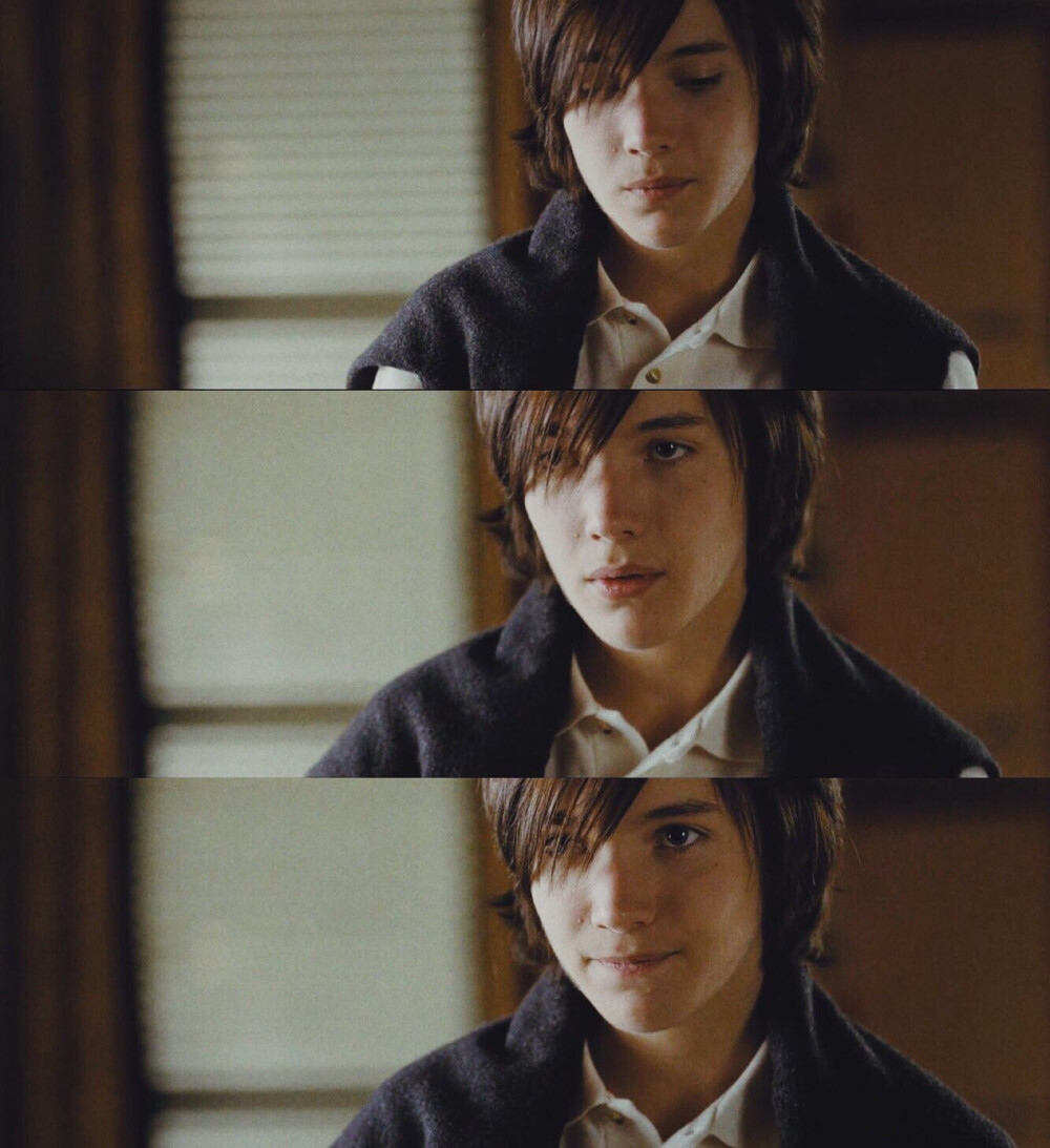 无姓之人 Mr.nobody
Toby Regbo