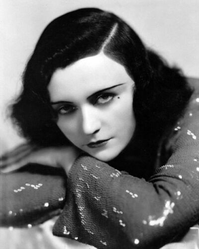 Pola Negri，1897-1987，波兰女演员，以擅长饰演蛇蝎美人和悲剧命运的女人而在好莱坞声名鹊起 ​​​