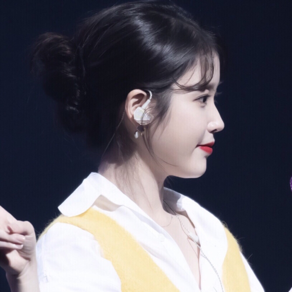 二传标注初暻
©iu_snoopy