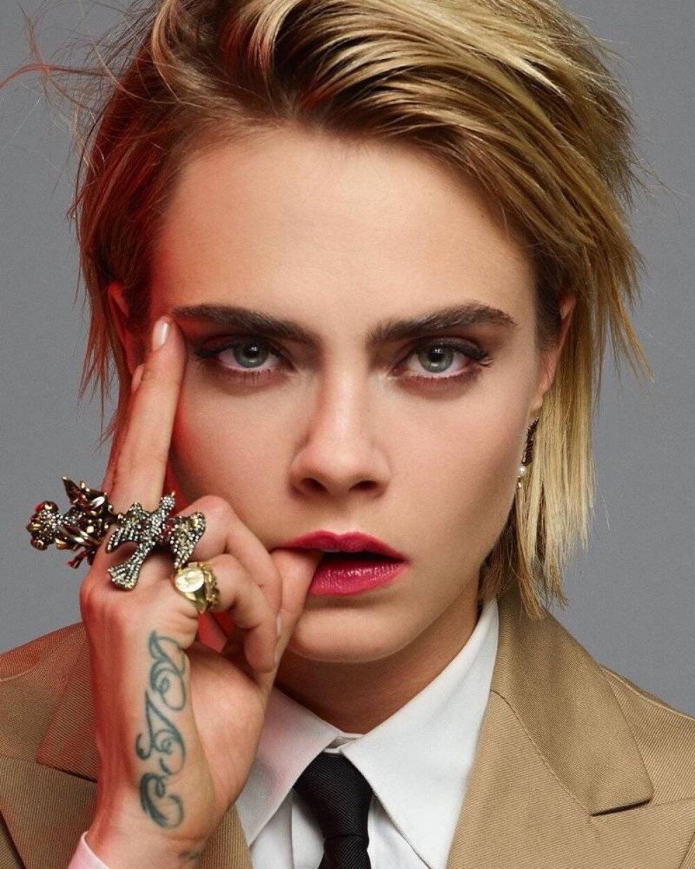 超模演员Cara Delevingne