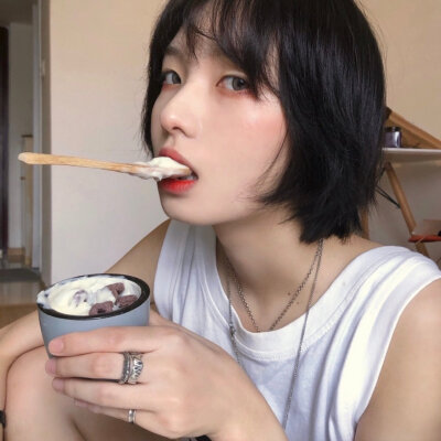 头像女
cr远近渔