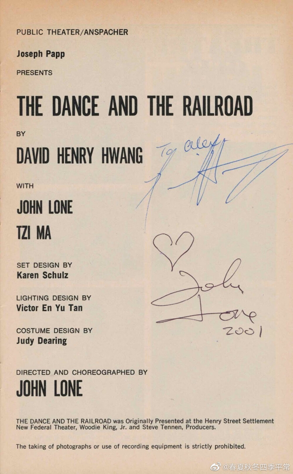 尊龙（John Lone）| 朗朗如日月之入怀 颓唐如玉山之将崩
The Dance And The Railroad
尊龙导演主演编舞作曲，获得第25届奥比奖最佳表演奖
“Especially Lone，who directed choreographed，and composed the evocative music. Lone who studied Chinese theater in the old country，is exceptionally handsome of face and physique and moves with a springiness and control to which he add a special personal lyricism. ”