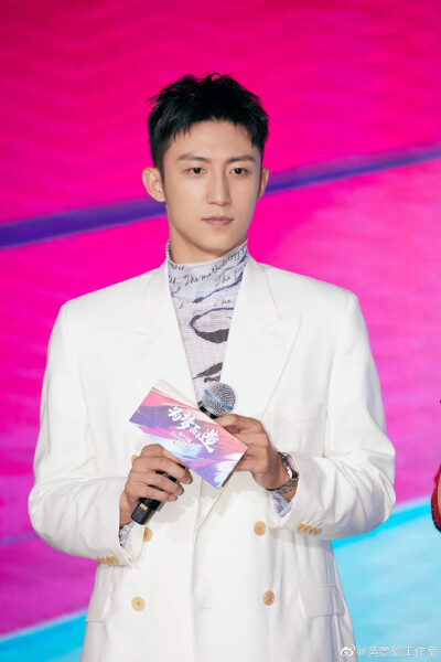 十里春风不如你 一笑倾城黄景瑜