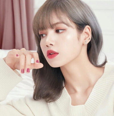 Lisa x moonshot Korea. ​​​ ​​​​