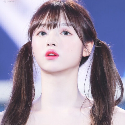 二传标注初暻
©Cherryys_Box/YooA_950917