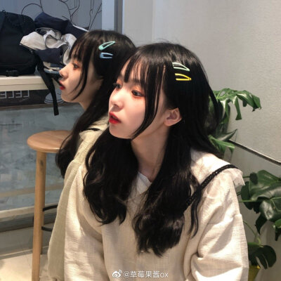 女头 图源来自微博：草莓果酱ox