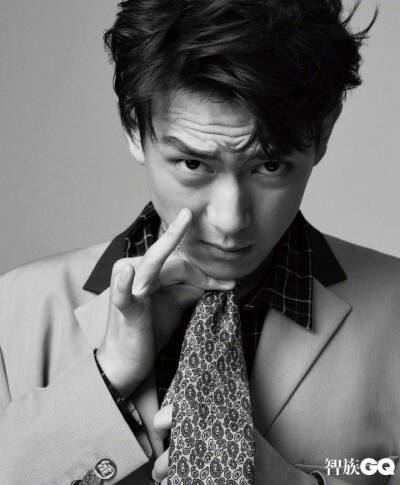 李现 for GQ Style 第三辑！与扮酷耍帅相比，更喜欢这一面逗趣可爱的他~ 