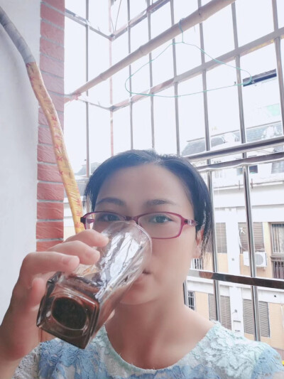 喝婆婆熬的姜茶打卡第10天
今天是坚持打卡的第一个10天，走过路过的来个小心心呗！