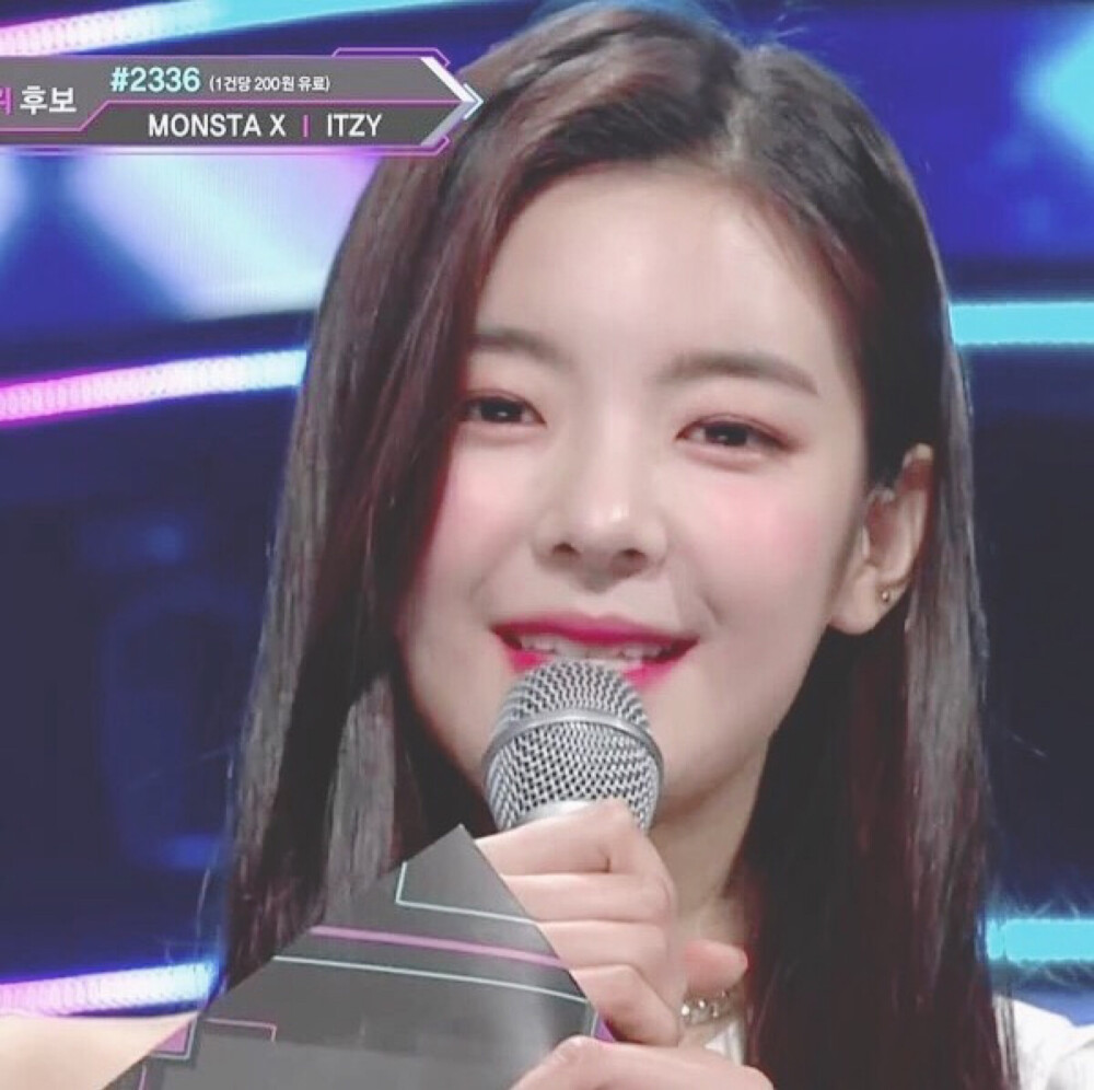 itzy 李彩玲 崔智秀lia 头像 自修禁二改 拿图看简介二传注明倾颜