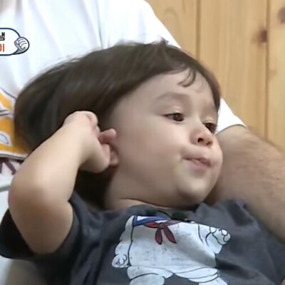 《超人回来了》
◎威廉