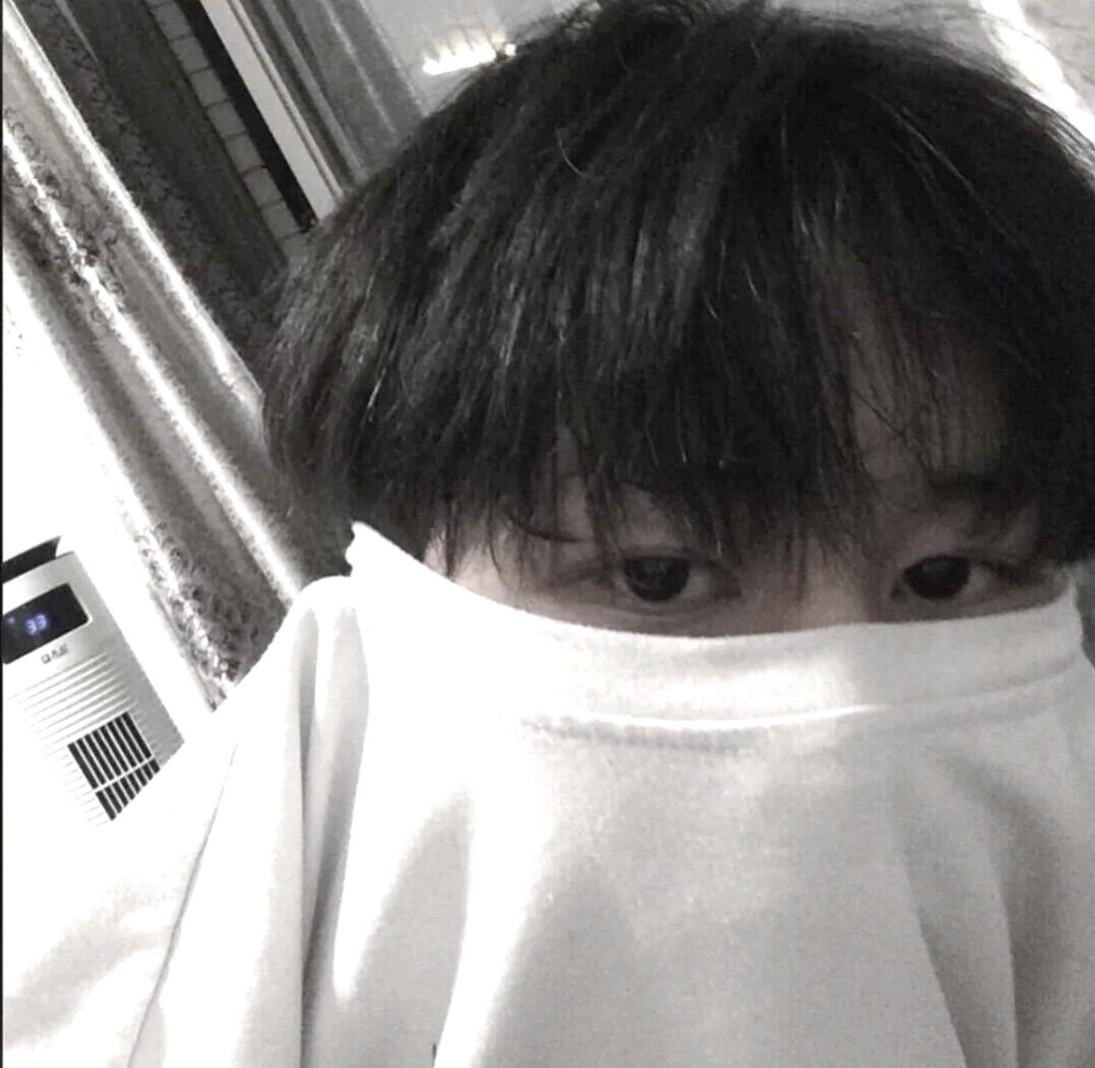 玩网男头拿图摁赞扣1