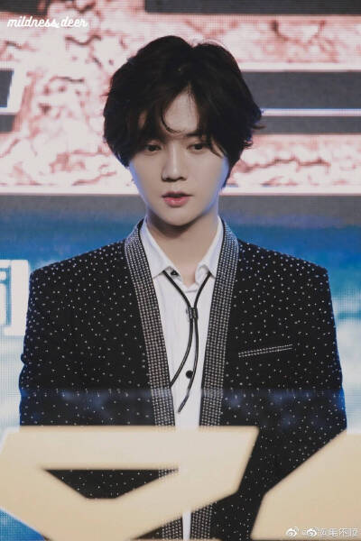 星河滚烫，你是人间理想✨