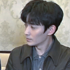 【朱一龙·吴邪】
我真的超想看重启!嗷～