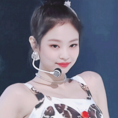 Jennie
原截:小朴智席