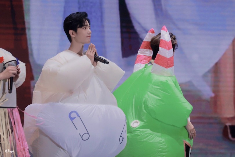 博君一肖丨这是什么小可爱