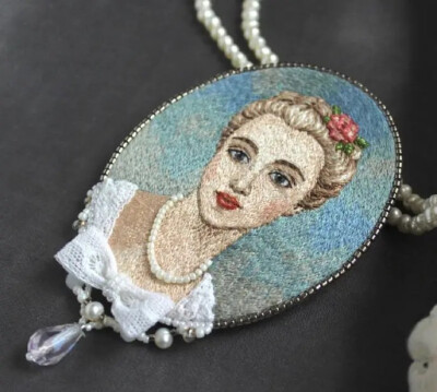 绣儿♡
资源@百度 花结香手工DIY