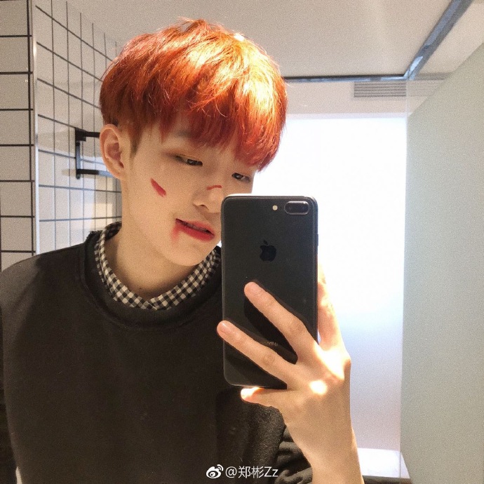 围脖id郑彬zz67676767