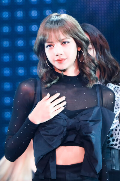 BLACKPINK LISA