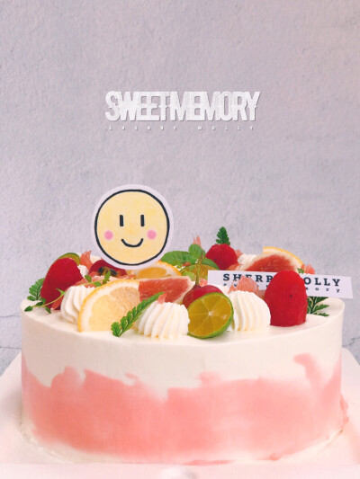 #SHERRY Molly家の下午茶#—『紅絲絨cake』老客人給朋友訂的cake～一直頗為複雜又有意義的cake呢 做了主題是［秋遊去］還有什麼比吃蛋糕更甜的事兒了呢！enjoy then be happy～