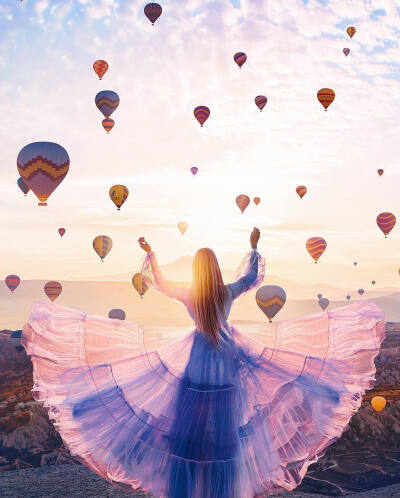 摄影师：Kristina Makeeva
ins：hobopeeba