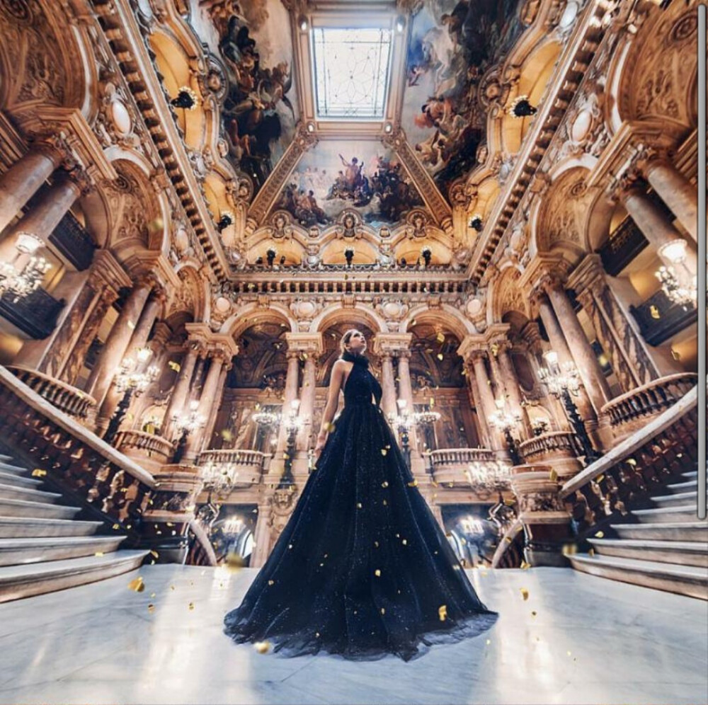 摄影师：Kristina Makeeva
ins：hobopeeba