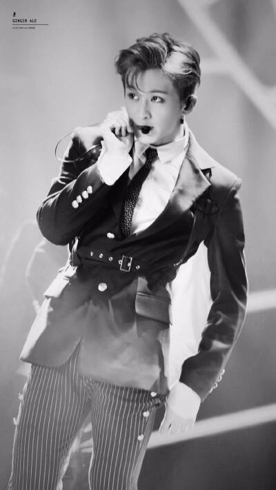 NCT李马克。