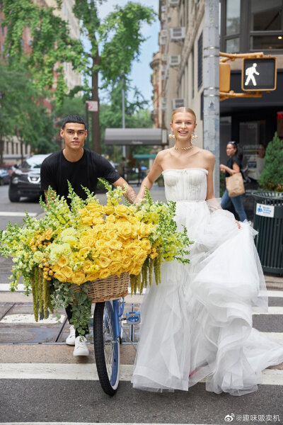 Reem Acra 2020秋冬新娘系列