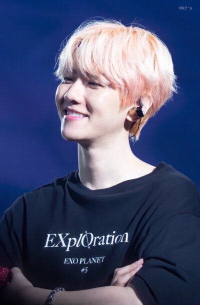 边伯贤超话BAEKHYUN超话 【高清】【MAYS_0622】190928 五巡台湾演唱会/190728 五巡首尔演唱会