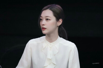 崔雪莉sulli